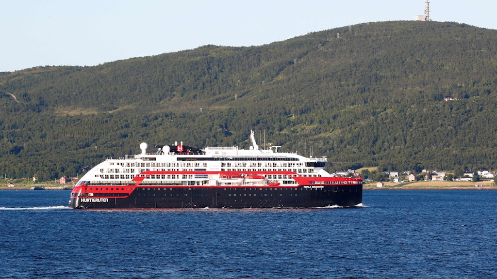 Das Hurtigruten-Kreuzfahrtschiff „Roald Amundsen“.