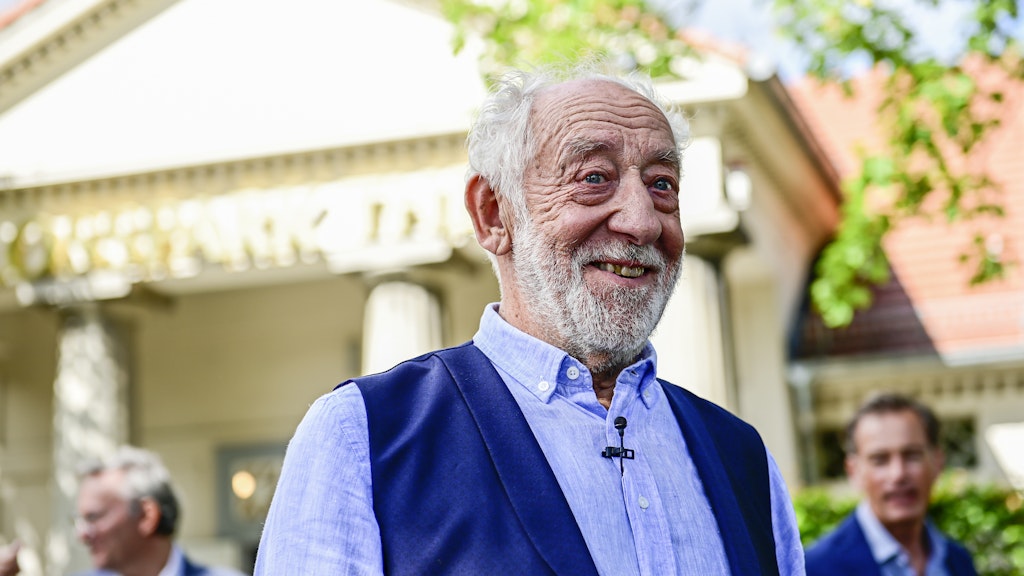 Hallervorden will auch an seinem Geburtstag auf der Bühne stehen. Am Samstag (5. September) wird er 85 Jahre alt