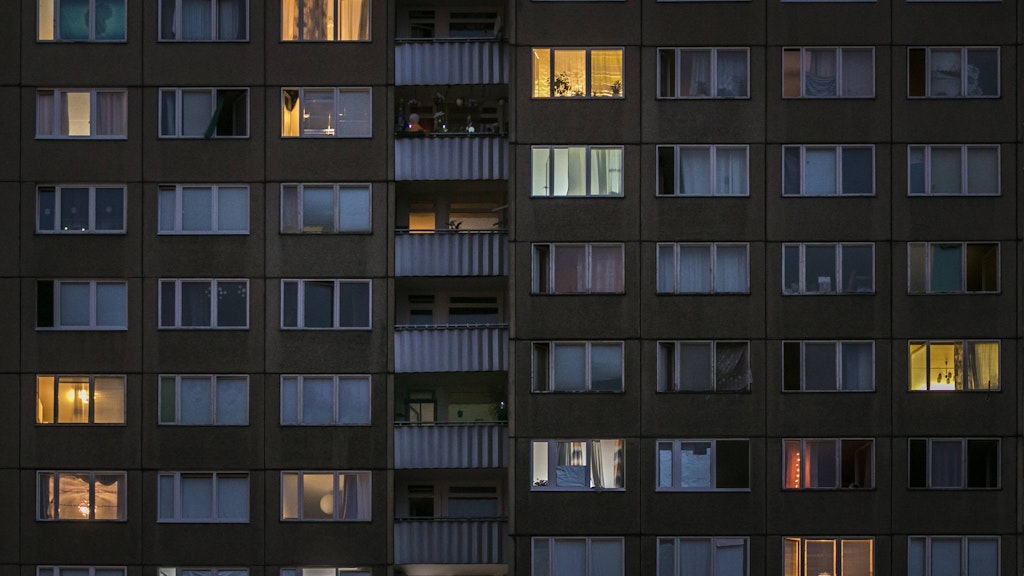 Schattenmieten, die für den Fall vereinbart werden, dass der Mietendeckel gekippt wird oder ausläuft, verunsichern viele Mieter bei der Wohnungssuche.