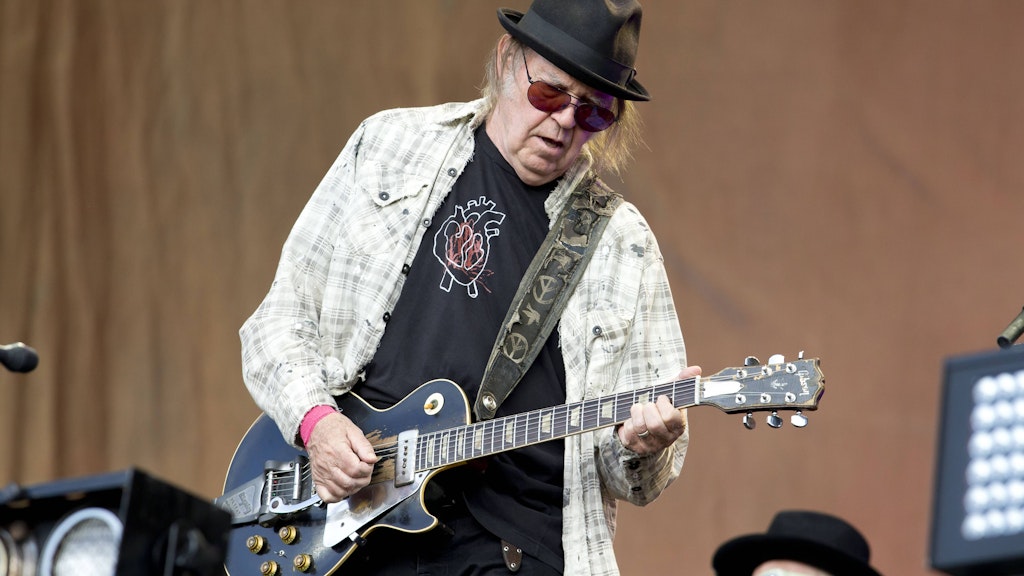 Neil Young 2019 bei einem Konzert im Hyde-Park.