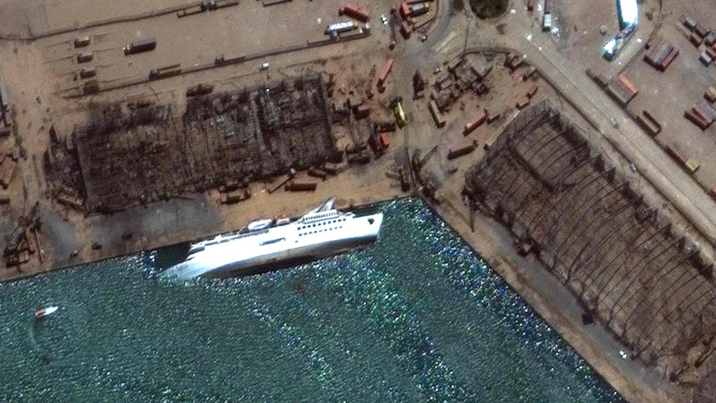 Das Satellitenfoto zeigt das sinkende Kreuzfahrtschiff im Hafen von Beirut.