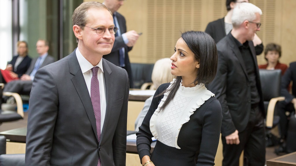 Eigentlich sollte man meinen, in Berlin sei Platz für zwei SPD-Spitzenpolitiker: Michael Müller und Sawsan Chebli. Doch dem ist wohl nicht so.