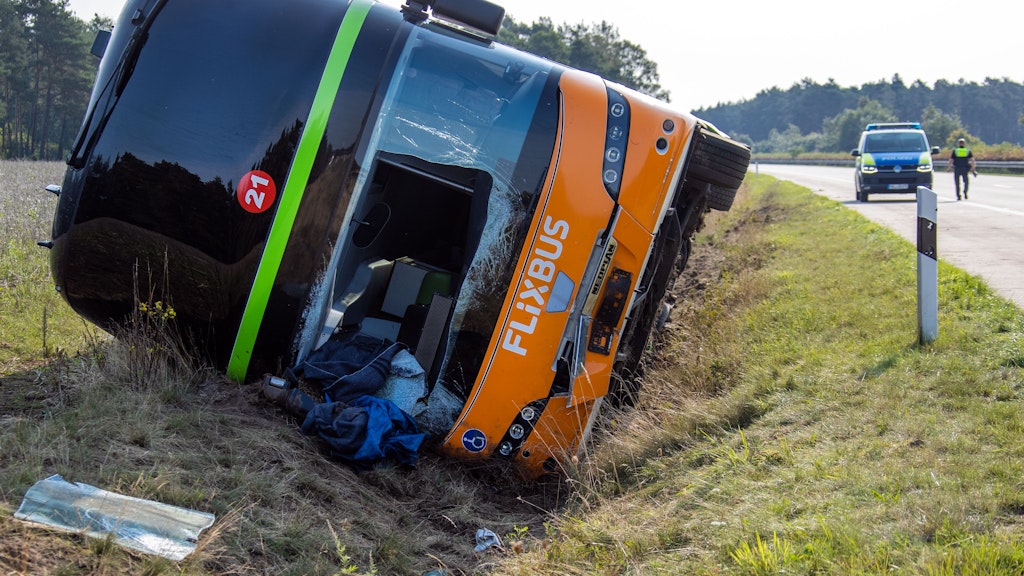 Der Bus war auf dem Weg nach Hamburg. 