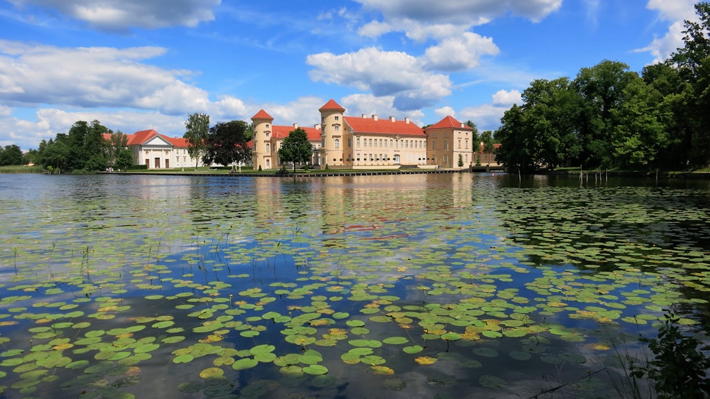 Rheinsberg am Grienericksee hat auch einen Hafen.<br>