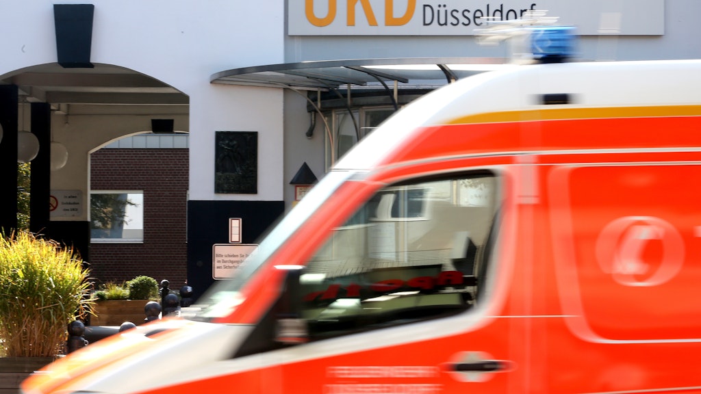 Der Haupteingang des Universitätsklinikums in Düsseldorf