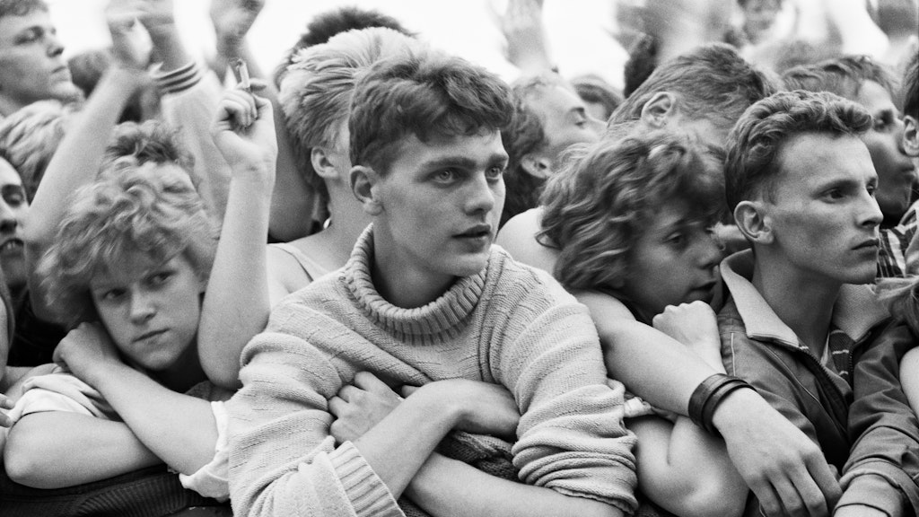 Harald Hauswald, Konzert von Big Country, Radrennbahn, Weißensee, Berlin, 1988.