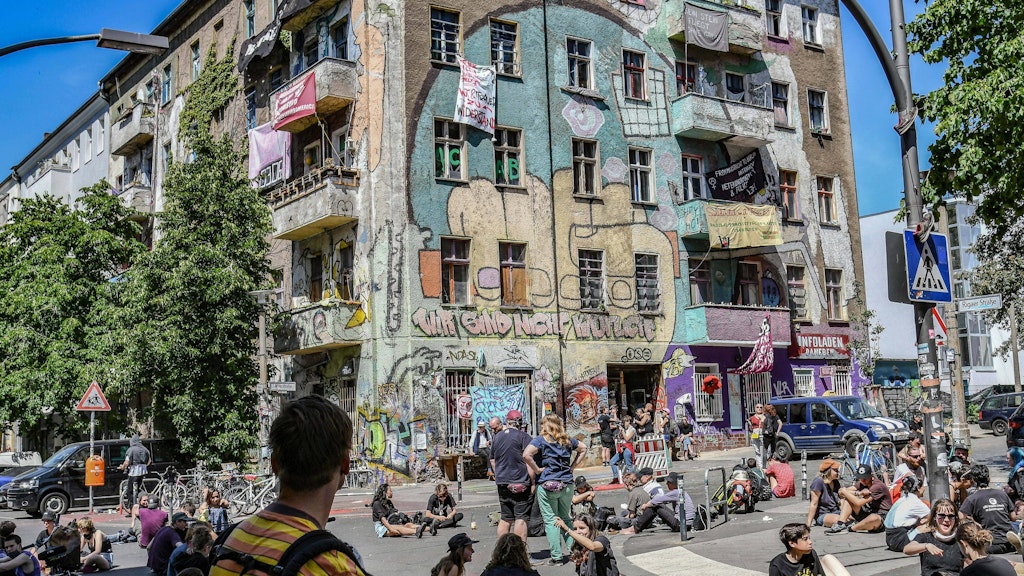 Im Juni gab es vor der Liebigstraße eine Protestveranstaltung gegen die drohende Räumung.