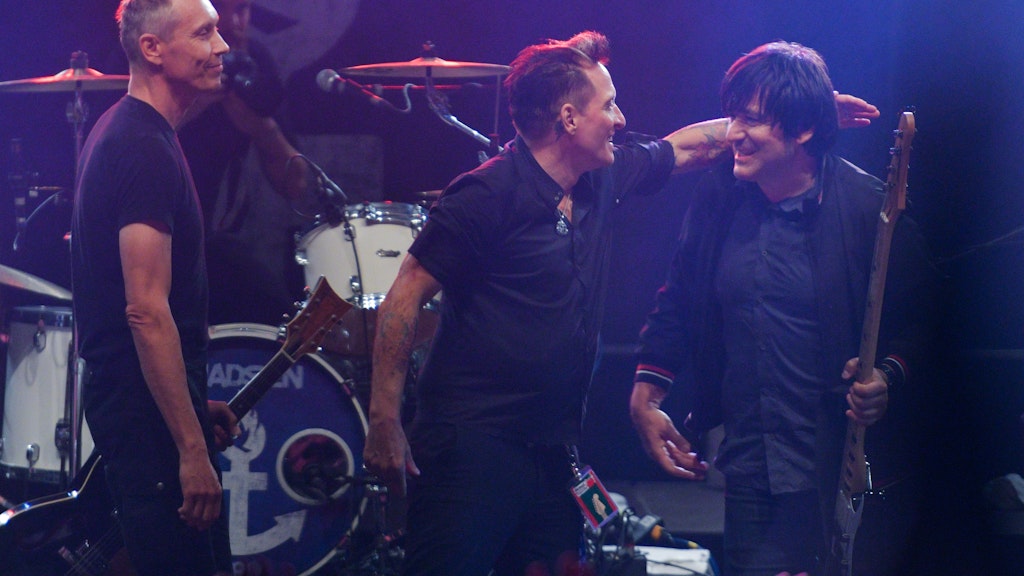 Die Rockband Die Ärzte (v.l.n.r.: Farin Urlaub, Bela B. und Rod Gonzales) bei einem Auftritt in Mecklenburg-Vorpommern. 