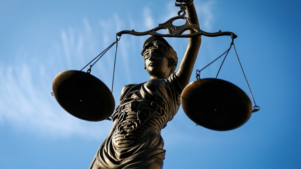 Die Staatsanwaltschaft wirft dem Angeklagten vor, sein 17-jähriges Opfer zur sexuellen Befriedigung getötet zu haben.