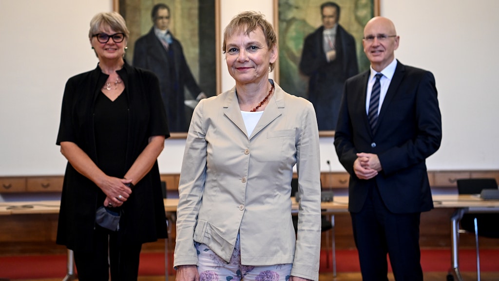 Leonie Baumann, Rektorin der Kunsthochschule Berlin Weißensee, Sabine Kunst, Präsidentin der Humboldt-Universität zu Berlin, und Werner Ullmann, Präsident der Beuth-Hochschule für Technik Berlin, am Rande einer Pressekonferenz zum Start des Berliner Wintersemesters 2020/21 (von li. nach re.)
