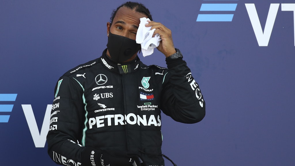 Die Zeitstrafe in Sotschi ärgerte Lewis Hamilton.