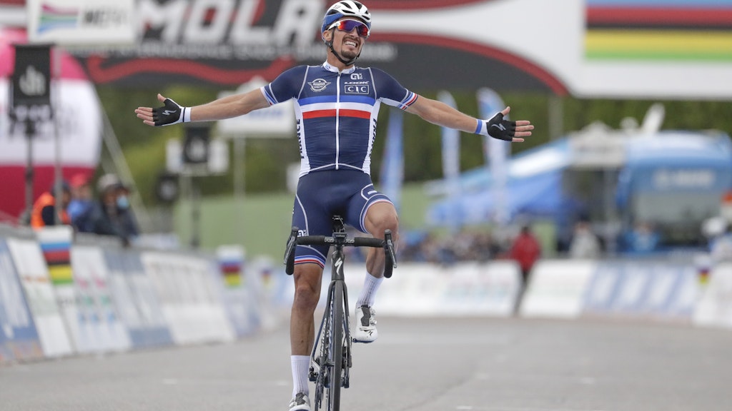 Krönt eine Attacke mit dem WM-Titel im Straßenrennen: Julian Alaphilippe.