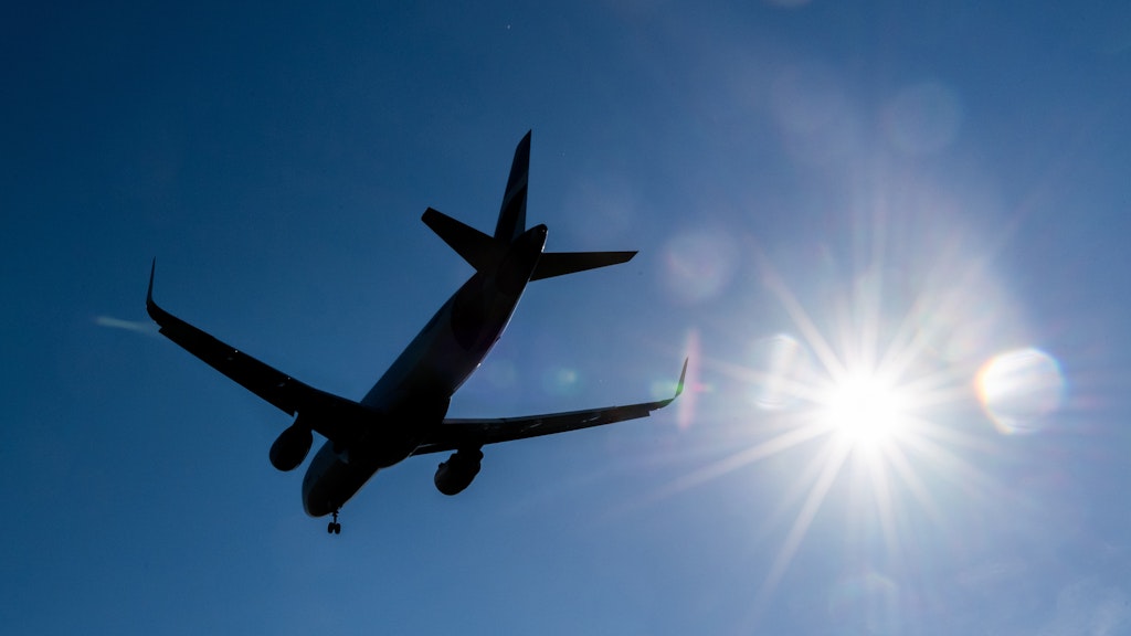 Flugzeug (Symbolbild).
