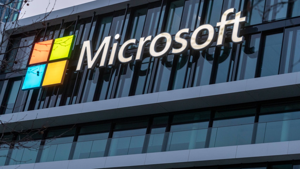 Der Kampf um Marktanteile auf dem Spielekonsolen-Markt zwischen Microsoft und Sony geht anscheinend in eine neue Runde.