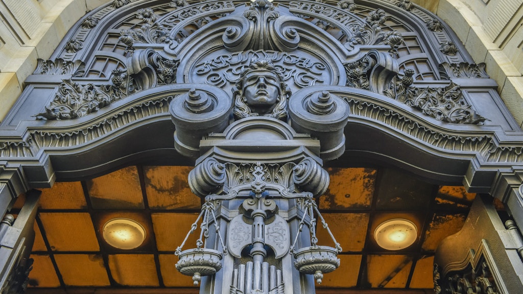 Justitia am Kriminalgericht, Turmstrasse, Moabit.