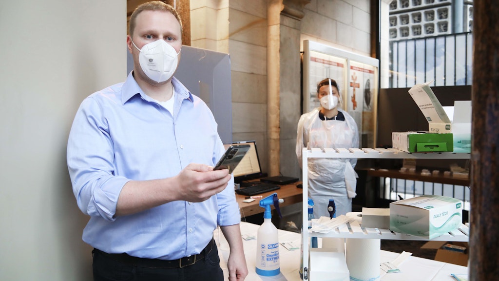 Entrepreneur Benjamin Föckersperger is a game developer, but since December he has been running two private rapid test centres.