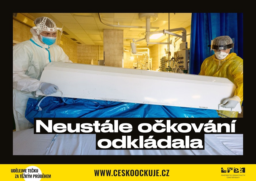 Česko chce šokovou kampaní přesvědčit odpůrce očkování