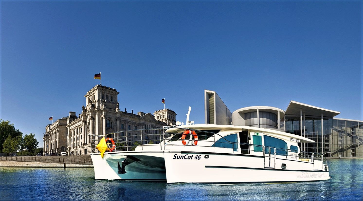 Schiffstour Mit Solarkatamaran Solarschiff Berlin | Tickets