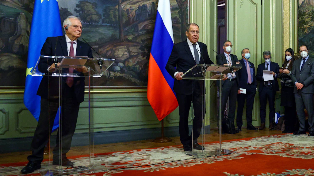 Moskau, im Februar: Der EU-Außenbeauftragte Josep Borrell (links) nach einem Gespräch mit dem russischen Außenminister Sergej Lawrow.