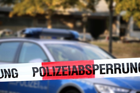 Messerangriff in Neukölln: Mann nach Streit in Geschäft lebensgefährlich verletzt