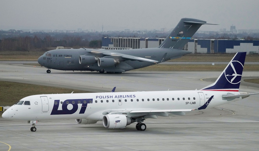 Zamieszanie na lotniskach w Polsce: dlaczego kontrolerzy ruchu lotniczego odchodzą masowo