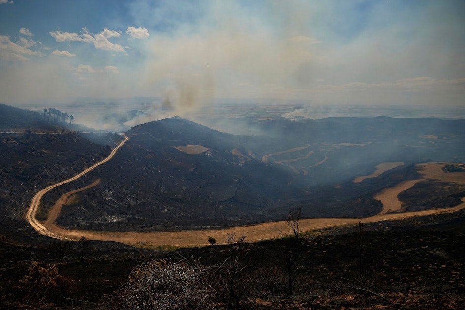 Los incendios forestales en el norte de España continúan fuera de control