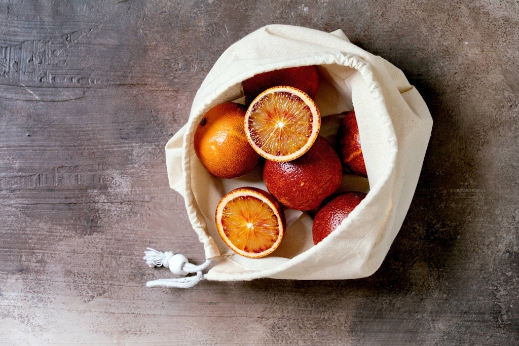 Oranges from Sicily: red, aromatic and also available in Berlin.