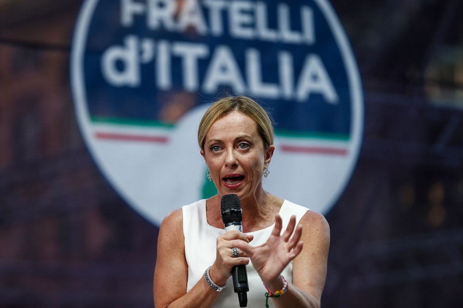 Italia: il populista di destra Meloni diffonde video di stupri