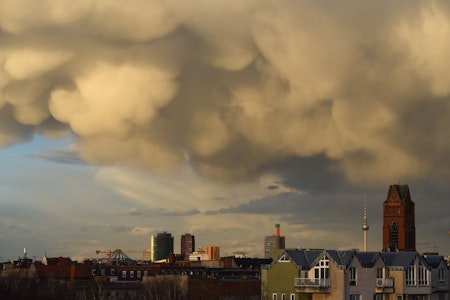 Gewitter in Berlin: Feuerwehr ruft Ausnahmezustand aus, viele Einsätze