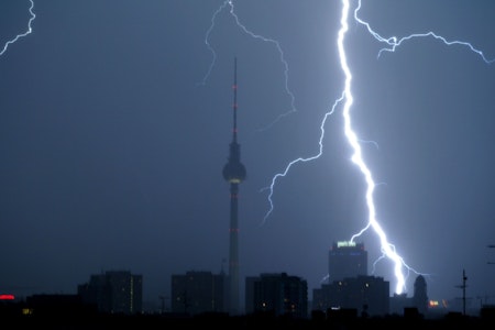 Unwetter in Berlin: Gewitter, Sturm und Starkregen am Mittwoch – Bilanz der Feuerwehr