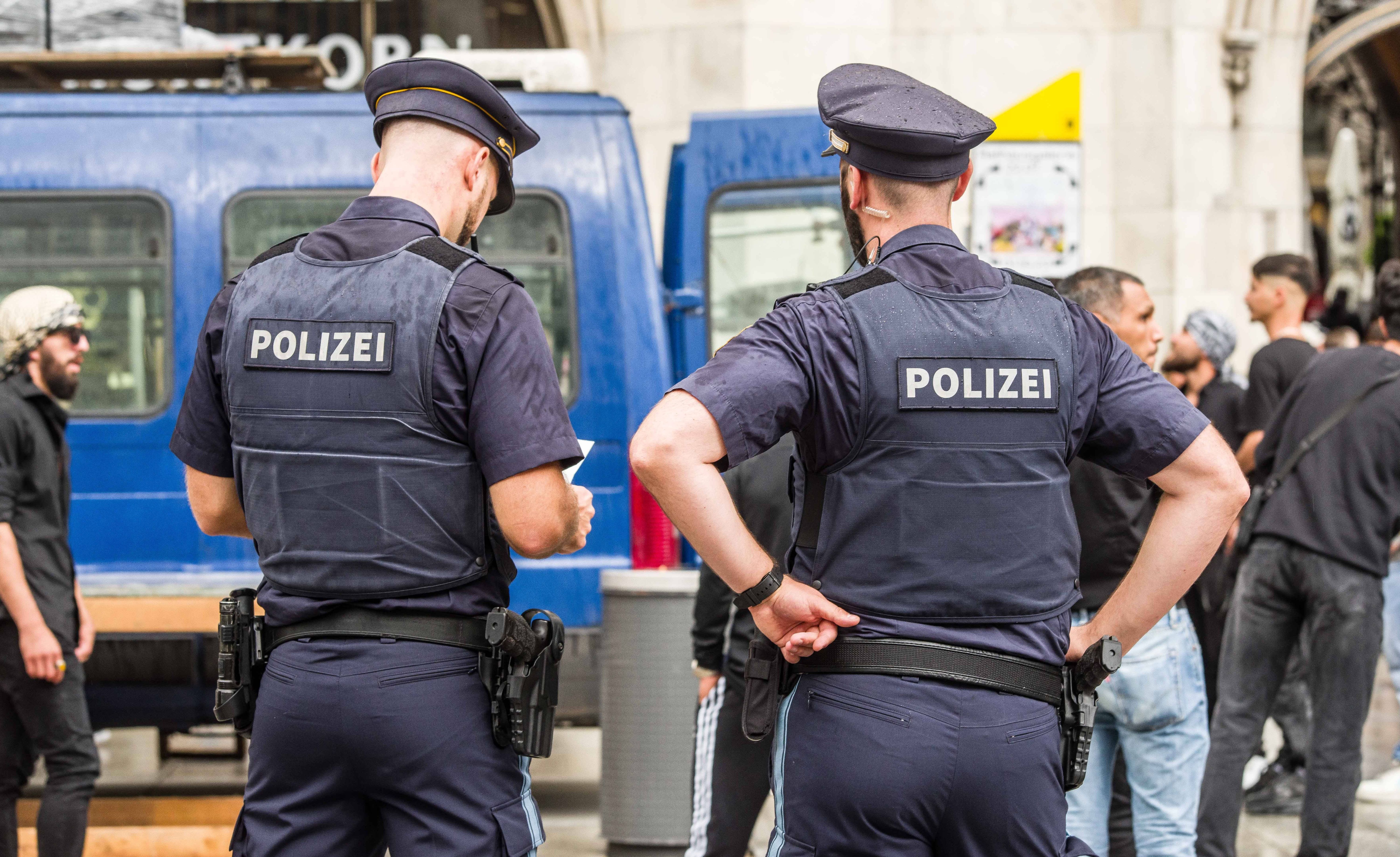 Corona-Pressekonferenz eskaliert: Impfkritiker zu zehn Monaten Haft verurteilt