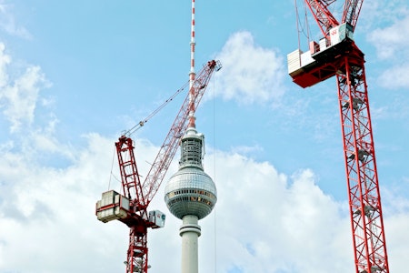 Männer mit Gewalt zur Arbeit auf Berliner Baustellen gezwungen – Anklage
