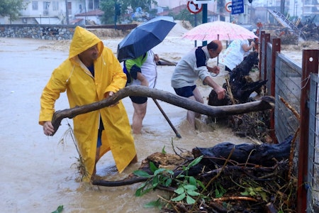 Griechenland und Türkei leiden unter Starkregen und Überschwemmungen: Nach dem Feuer kam der Regen