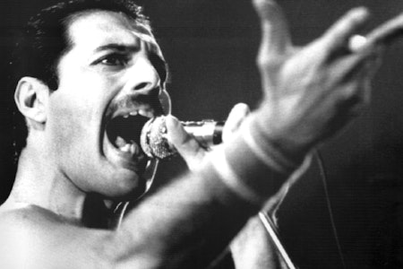 Freddie Mercurys Nachlass: Klavier für weniger Geld als Schätzwert versteigert