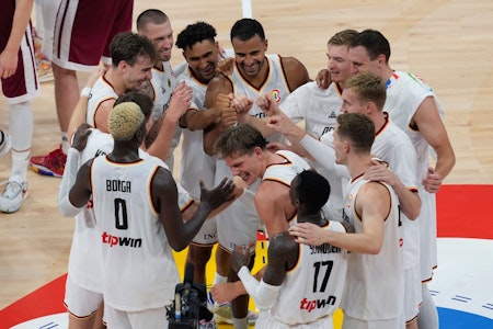Sensation: Deutsche Basketballer nach Sieg über USA erstmals im WM-Finale