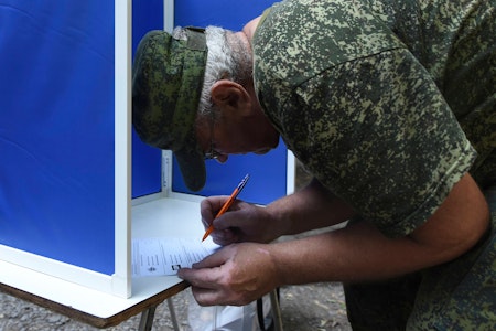 Regionalwahlen in Russland: Erste Verstöße gemeldet - Einschüchterung und Repressionen