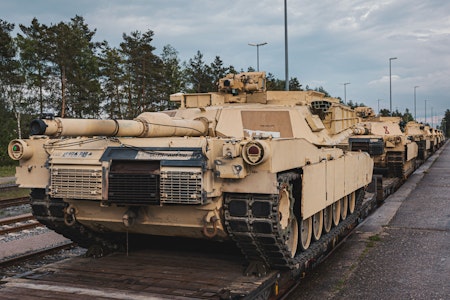 Ukraine-Krieg: Erste Abrams-Panzer aus den USA in Ukraine eingetroffen