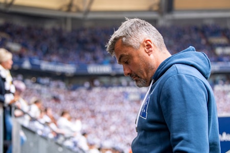 Angst vor dem Sturz in die Dritte Liga: Schalke feuert Trainer Reis