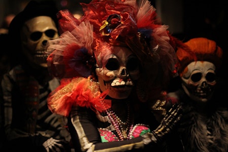 Totenfest im Humboldt-Forum: Was das mexikanische Fest mit Kolonialismus zu tun hat