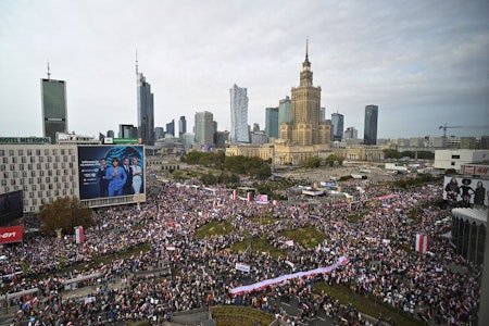 Protest gegen Polens Regierung: Eine Million Menschen in Warschau auf den Straßen