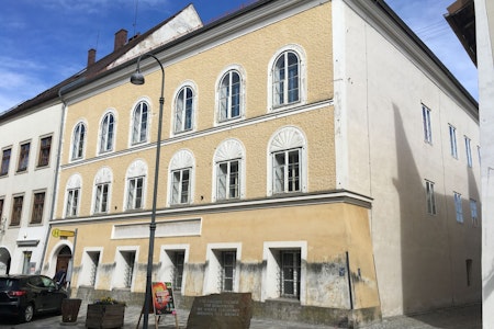 Braunau: Adolf Hitlers Geburtshaus soll Polizeischule werden