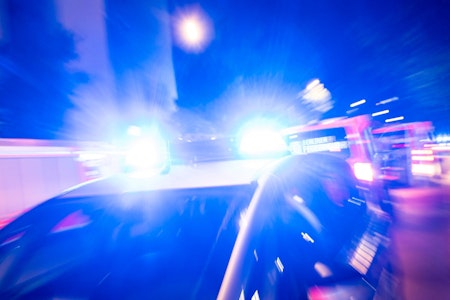 Unfall in Lichterfelde: 78-jähriger Autofahrer fährt Fußgängerin an