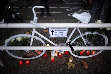 Radfahrerin in Berlin stirbt bei Unfall mit Betonmischer: Keine Anklage gegen Fahrer