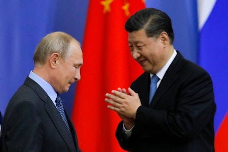 Neue-Seidenstraße-Forum in China: Putin nennt Xi einen „wahren Weltanführer“
