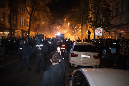 Kugelbombe auf Polizei: Das ist die Bilanz der israelfeindlichen Krawalle in Berlin