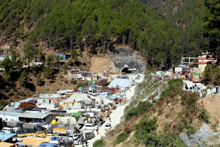 Tunnel-Drama in Indien: Keine Rettung in Sicht