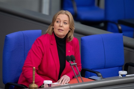 Bärbel Bas fordert: „Sozialverwaltung wirksamer und effizienter gestalten“