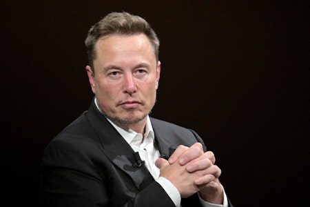 Elon Musks Neuralink: Erstem Menschen Gehirn-Implantat eingesetzt