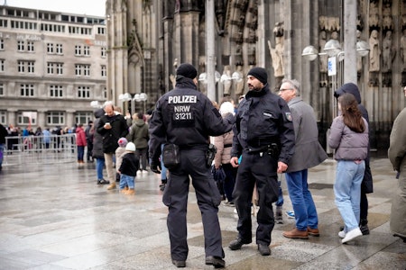 Kölner Dom: Messen an Weihnachten unter hohen Sicherheitsvorkehrungen – Kontrollen