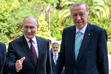 Sanktionen der USA: Türkei stellt plötzlich den Zahlungsverkehr mit Russland ein